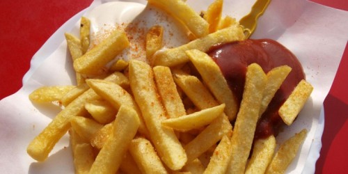 Nieuwste (w)etenswaardigheid: Een frietje met verantwoord snackbakje: kan dat?